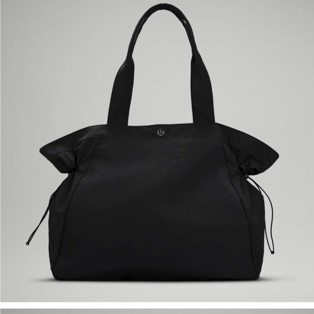Lululemon bag